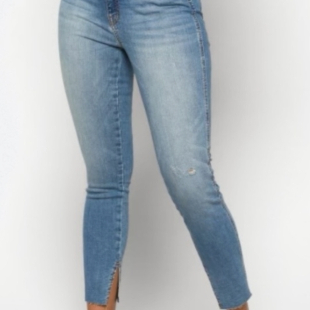 Kut from the Kloth Light Blue Ankle Jeans